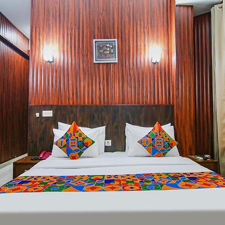 Fabhotel Prime The Rivlet Mg Road คูร์เคาน์ ภายนอก รูปภาพ