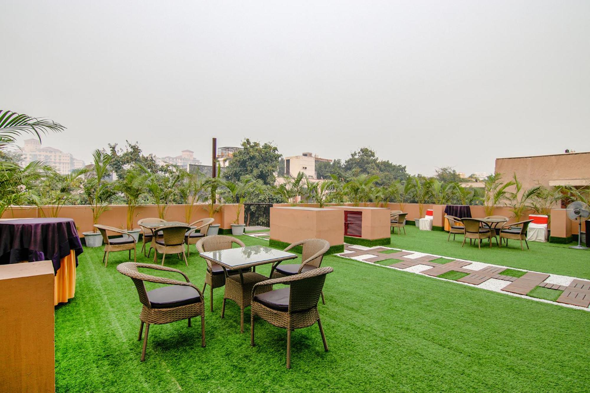 Fabhotel Prime The Rivlet Mg Road คูร์เคาน์ ภายนอก รูปภาพ