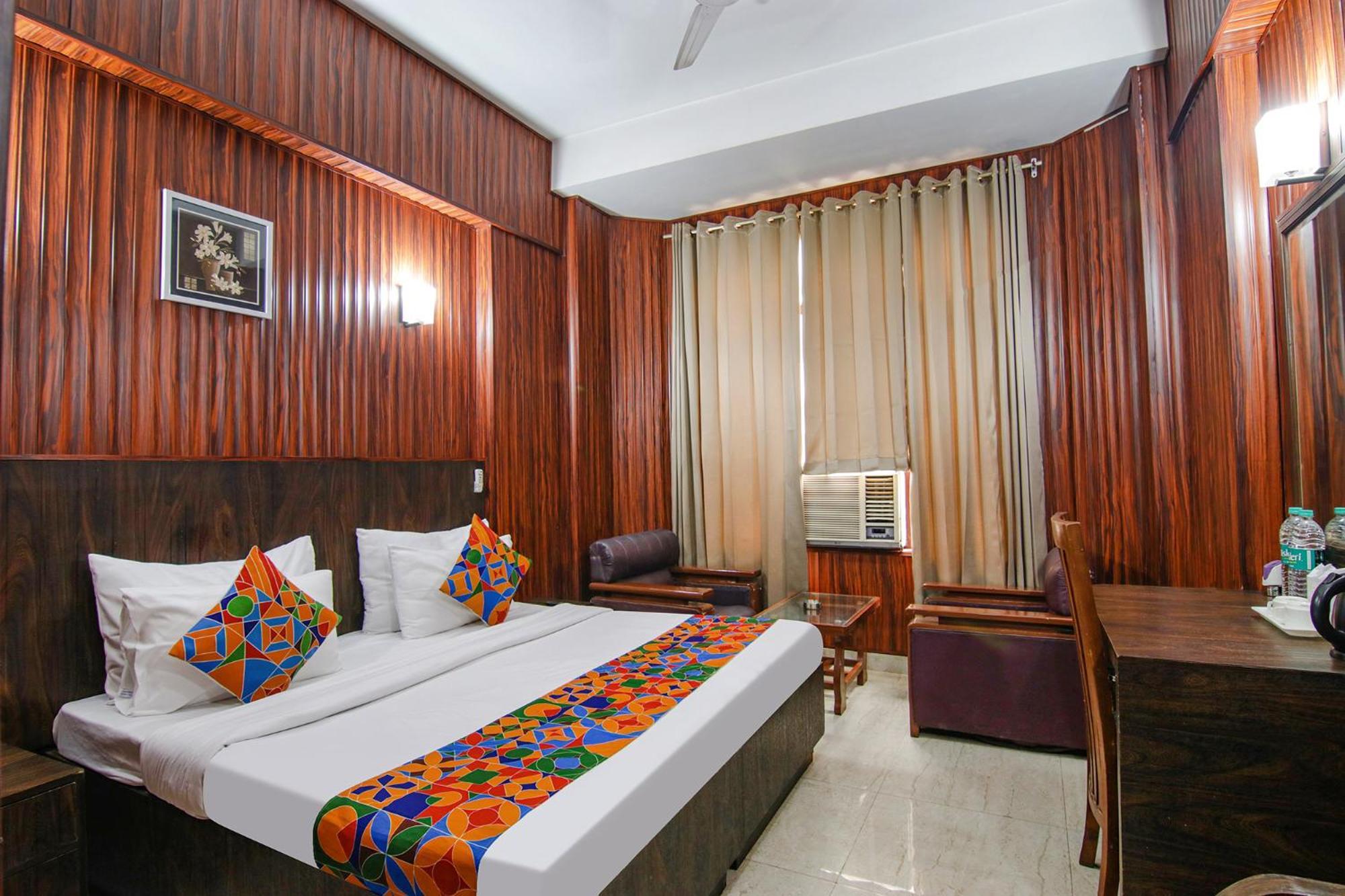 Fabhotel Prime The Rivlet Mg Road คูร์เคาน์ ภายนอก รูปภาพ