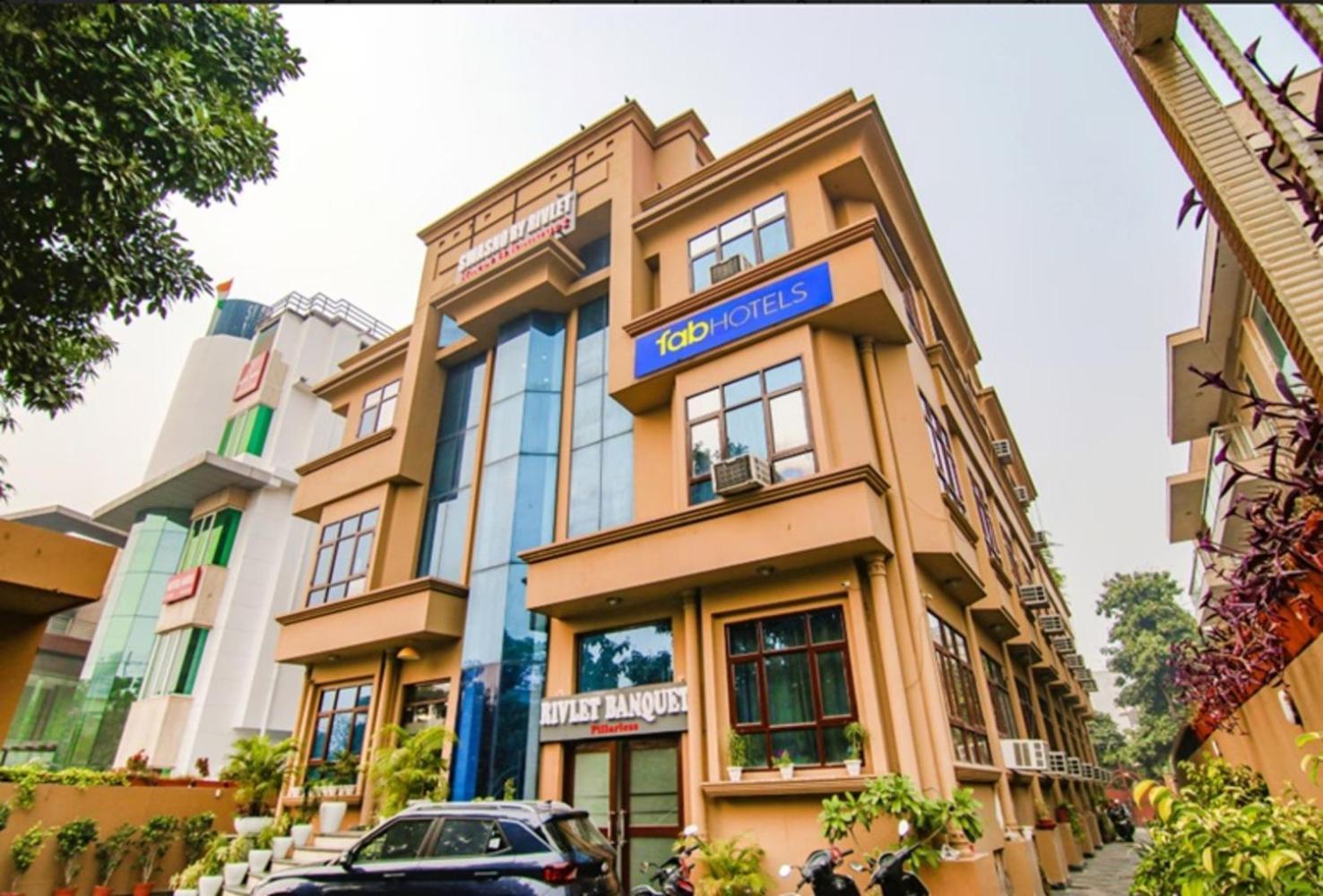 Fabhotel Prime The Rivlet Mg Road คูร์เคาน์ ภายนอก รูปภาพ